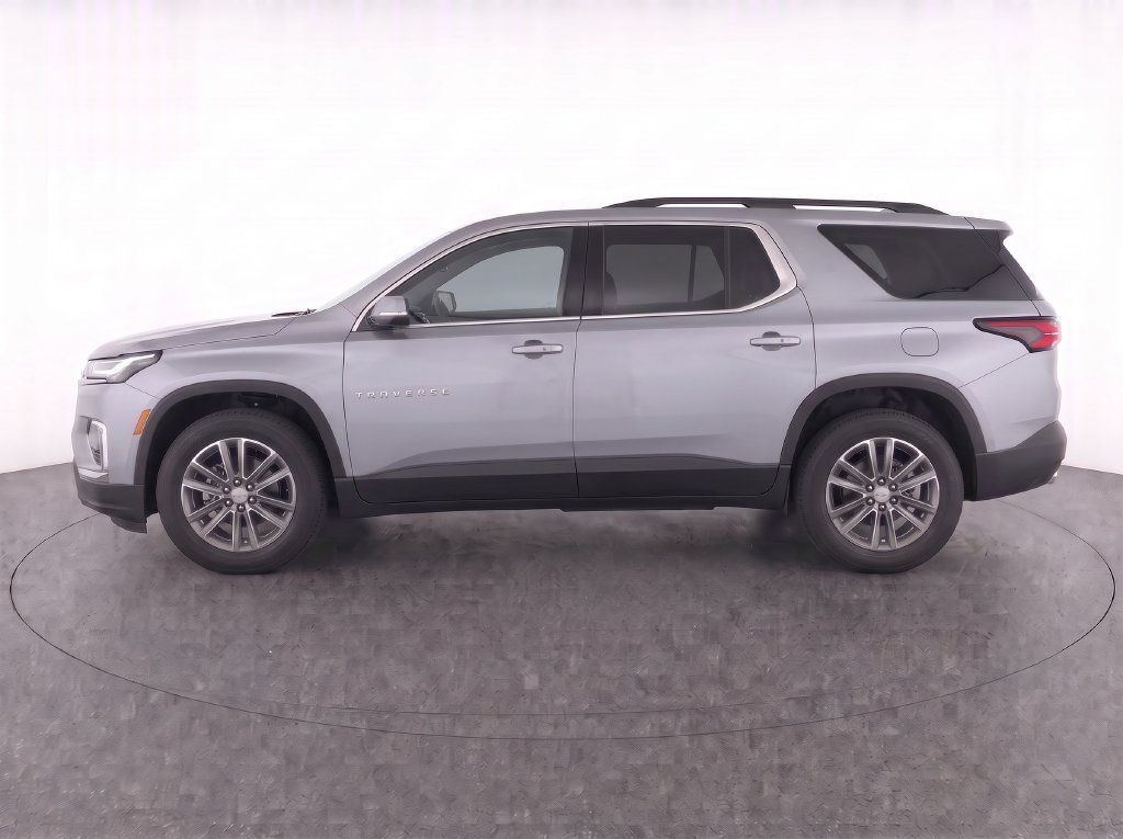 Used 2023 Chevrolet Traverse LT AWD/4WD image 5