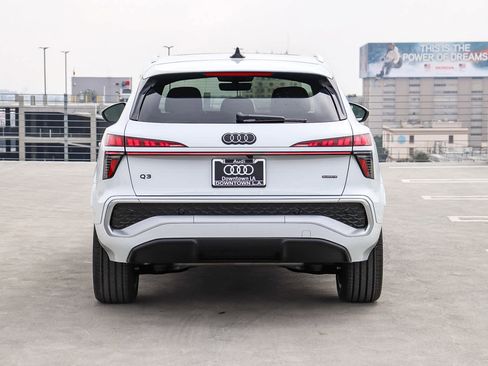 New 2026 Audi Q3 quattro 2.0T image 5