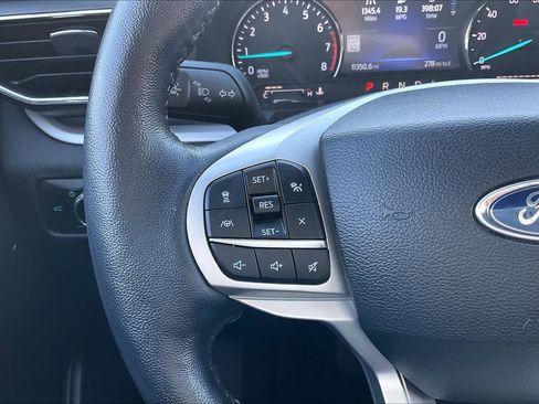 Used 2023 Ford Explorer XLT w/ Equipment Group 202A image 19