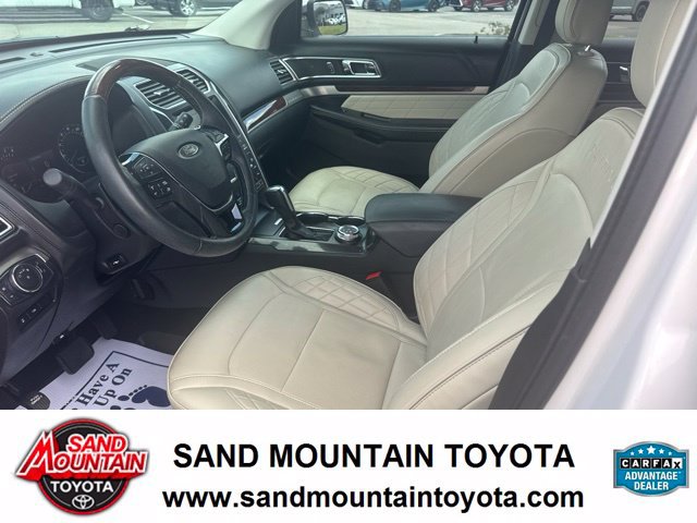 Used 2018 Ford Explorer Platinum AWD/4WD image 12