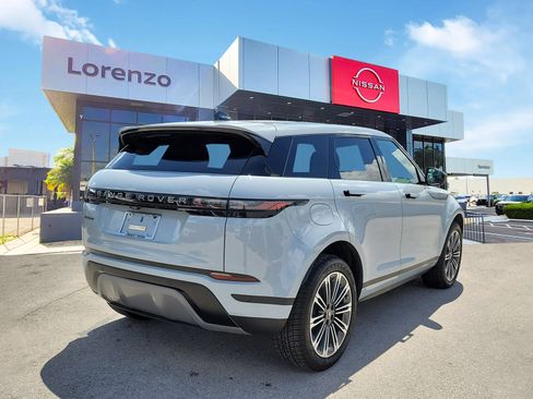 Used 2026 Land Rover Range Rover Evoque S AWD/4WD image 5