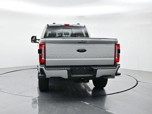 New 2026 Ford F250 Lariat w/ Black Appearance Package AWD/4WD image 9
