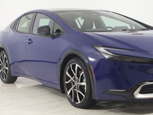 Used 2024 Toyota Prius Prime Premium w/ Advanced Technology Package FWD image 40
