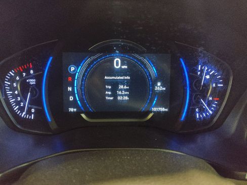 Used 2020 Hyundai Santa Fe SEL FWD image 23