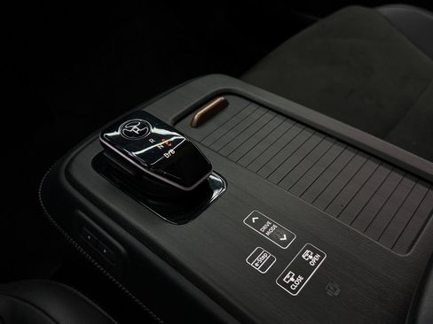 Used 2024 Nissan Ariya FWD image 18