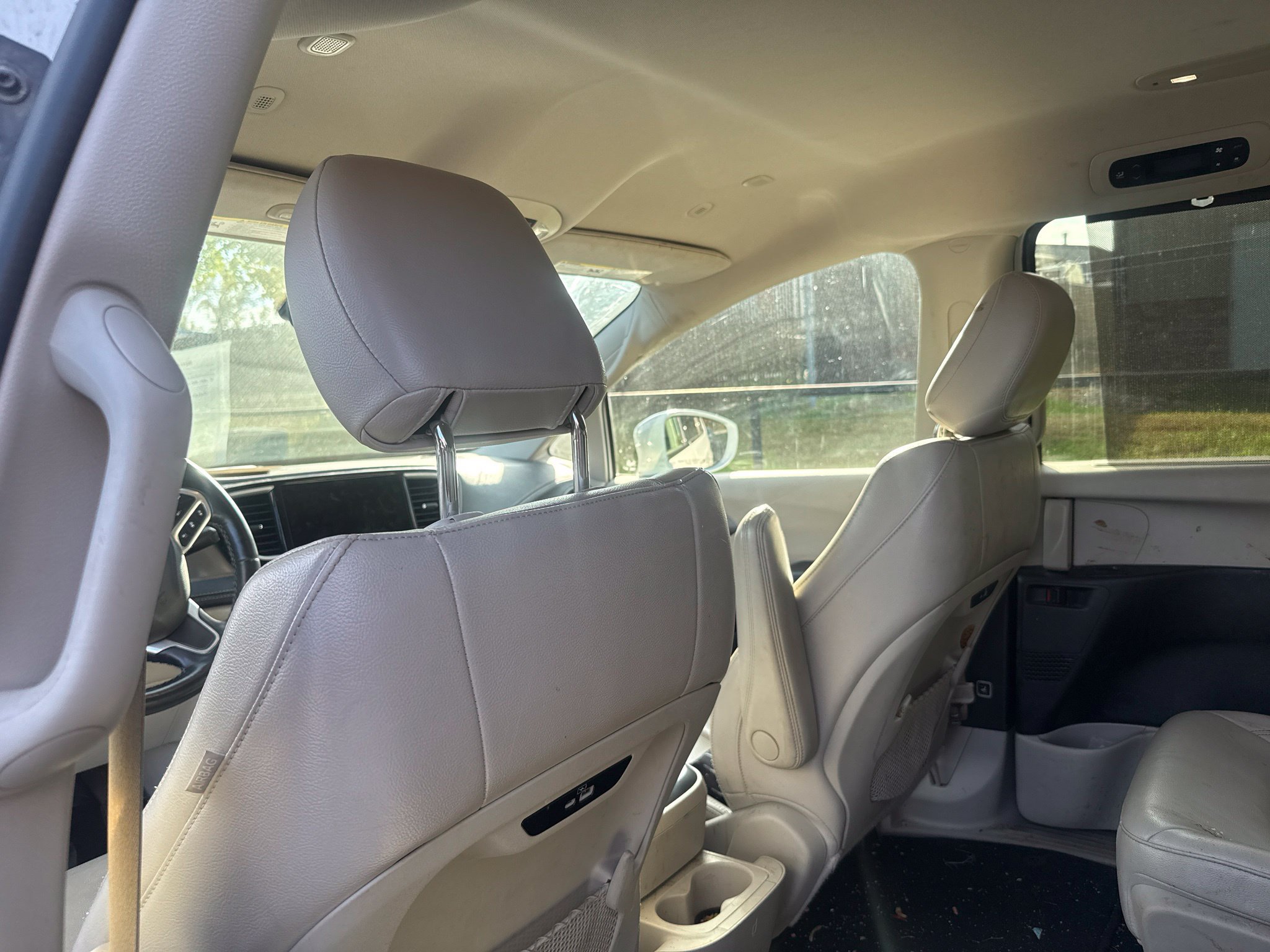Used 2021 Chrysler Pacifica Touring-L FWD image 13