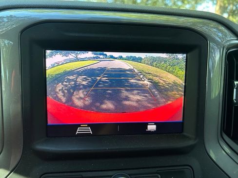 Used 2020 Chevrolet Silverado 1500 Custom w/ Custom Value Package RWD image 22