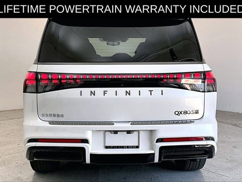 Certified 2026 INFINITI QX80 4WD w/ Sport Exterior Package image 5