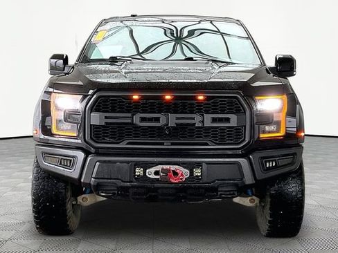 Used 2018 Ford F150 Raptor w/ Equipment Group 802A Luxury AWD/4WD image 2