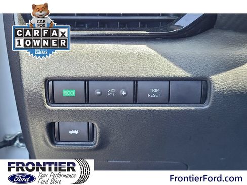 Used 2024 Nissan Sentra SR w/ Trunk Package FWD image 16