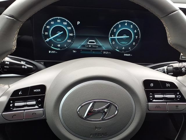 Used 2023 Hyundai Elantra SEL w/ Convenience Package FWD image 17