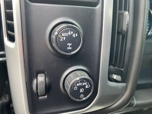 Used 2018 GMC Sierra 1500 SLE w/ SLE Value Package image 24