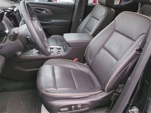 Used 2023 Chevrolet Traverse Premier w/ LPO, Floor Liner Package image 21