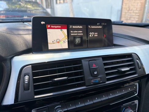 Used 2018 BMW 330i Sedan w/ Convenience Package RWD image 8