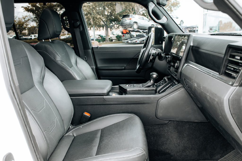 Used 2024 Lexus GX 550 w/ Accessory Package (Z1) AWD/4WD image 37