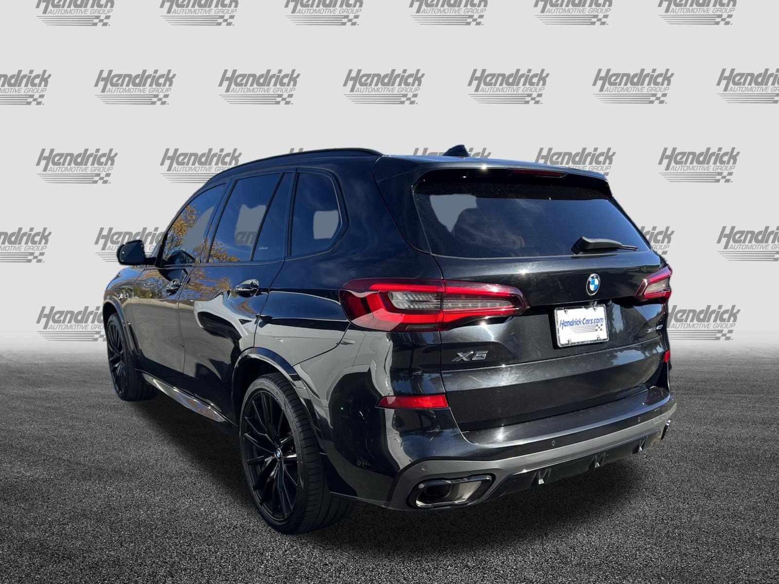 Used 2023 BMW X5 sDrive40i w/ M Sport Package RWD image 9