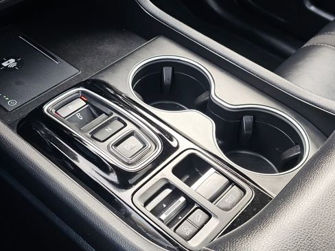 Used 2024 Honda Pilot Touring image 26