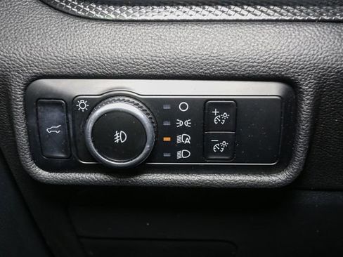 Used 2024 Ford Explorer ST-Line w/ Class IV Trailer Tow Package image 39