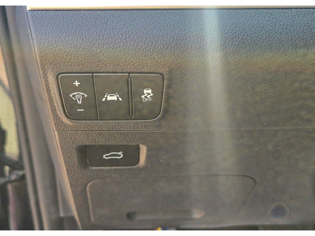Used 2021 Kia K5 LXS FWD image 20