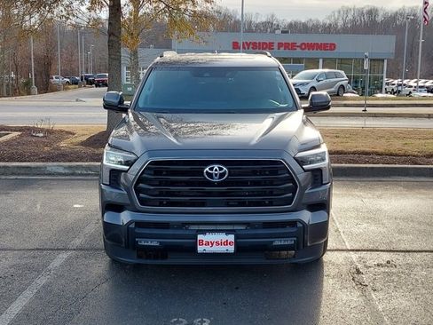 Certified 2024 Toyota Sequoia SR5 image 5