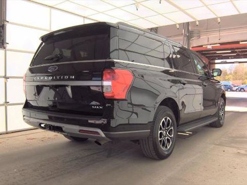 Used 2024 Ford Expedition Max XLT RWD image 4