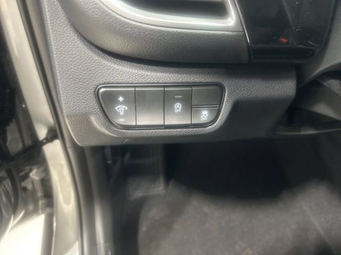 New 2026 Kia Seltos S image 11