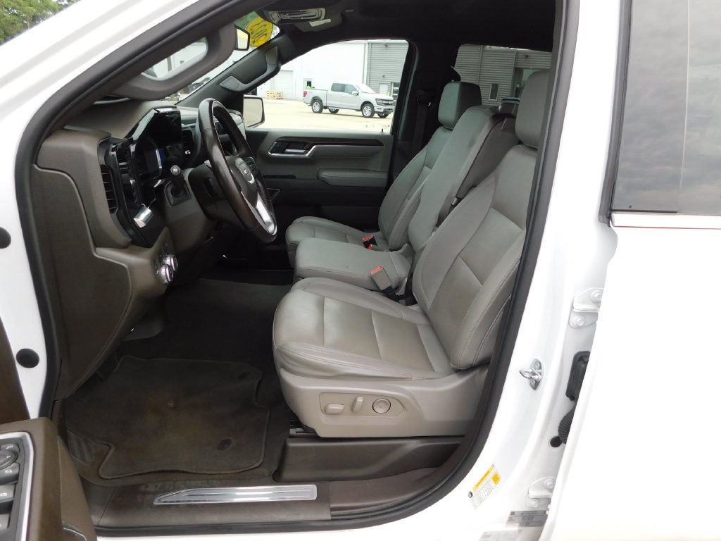 Used 2023 GMC Sierra 1500 SLT AWD/4WD image 18