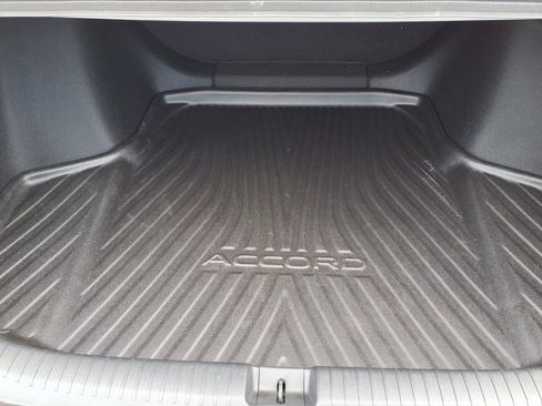 Certified 2025 Honda Accord LX image 10