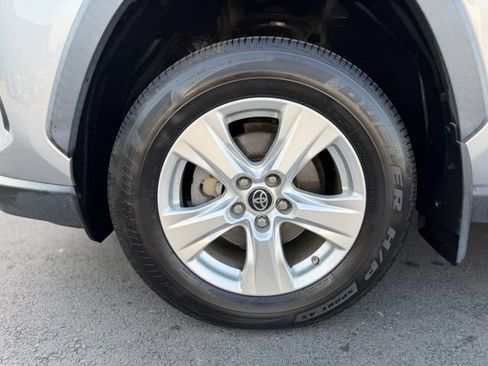 Used 2019 Toyota RAV4 LE w/ All Weather Liner Package AWD/4WD image 25