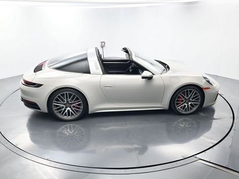 Certified 2021 Porsche 911 Targa 4S image 48