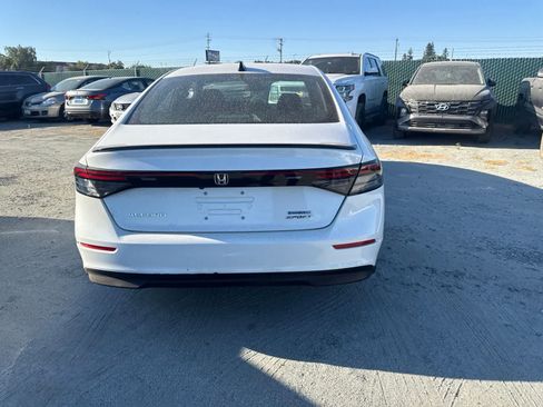 Used 2025 Honda Accord Sport image 6