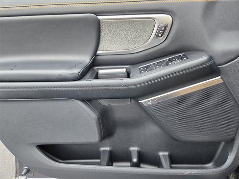 New 2025 Ford Expedition Tremor image 25