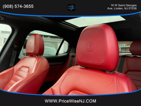 Used 2018 Alfa Romeo Stelvio Ti Sport image 10
