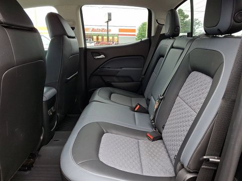 Used 2021 Chevrolet Colorado Z71 w/ Safety Package AWD/4WD image 10