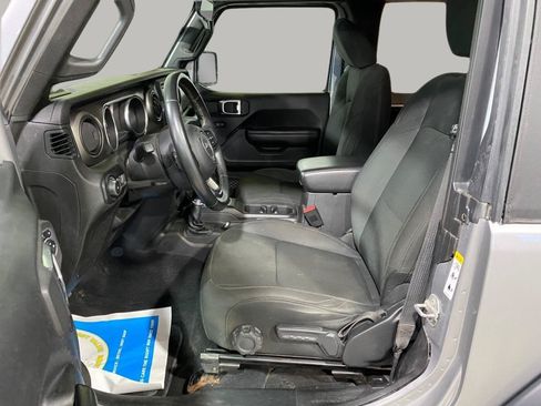 Used 2018 Jeep Wrangler Sport AWD/4WD image 9