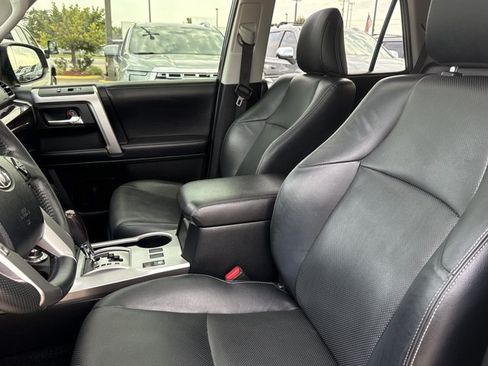 Used 2019 Toyota 4Runner Limited AWD/4WD image 5