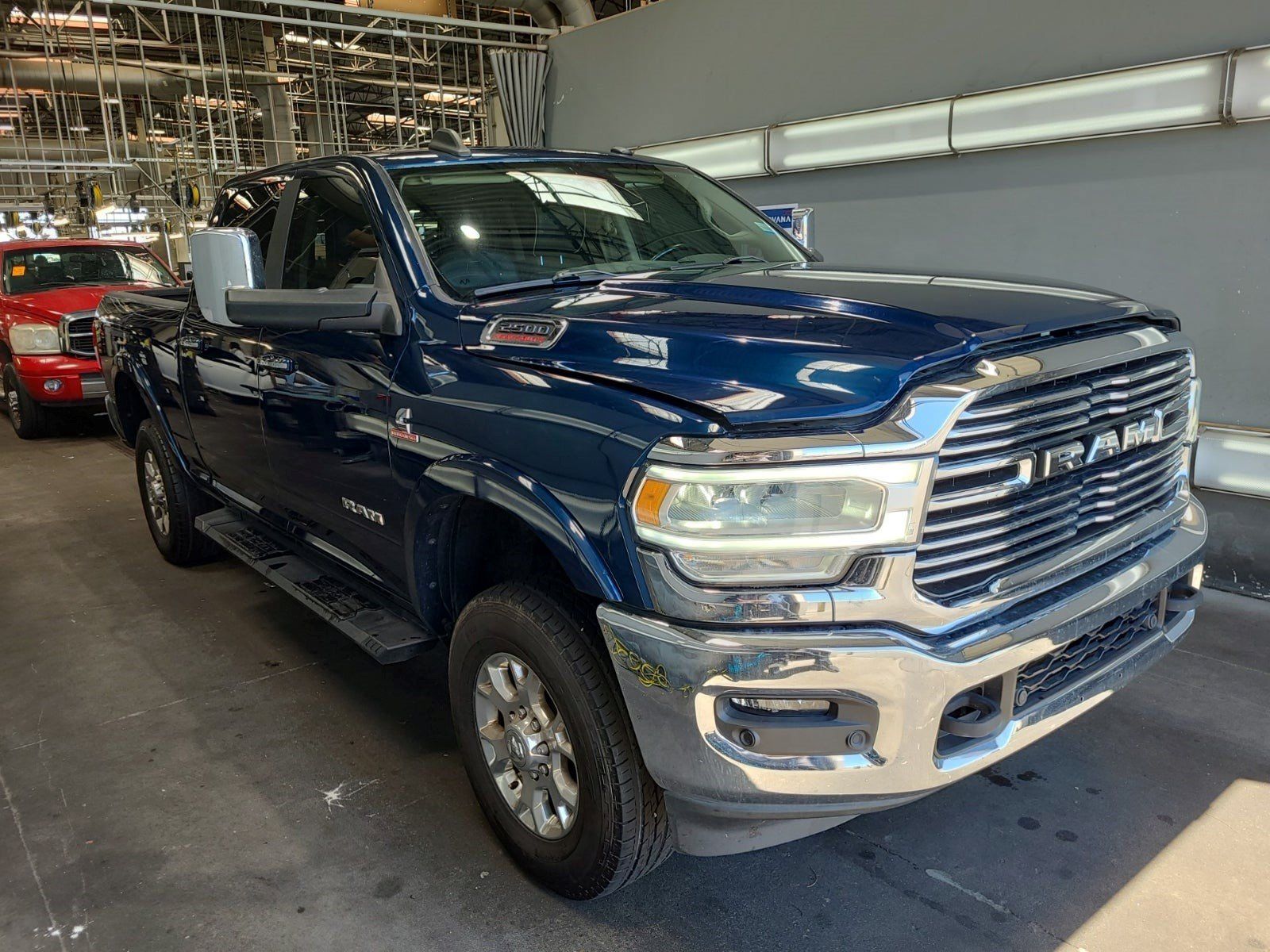 Used 2021 RAM 2500 Laramie AWD/4WD image 2