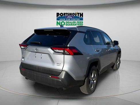 Used 2024 Toyota RAV4 XLE AWD/4WD image 28