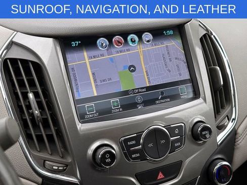 Used 2017 Chevrolet Cruze Premier image 23