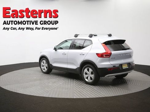 Used 2021 Volvo XC40 T4 Momentum FWD image 62