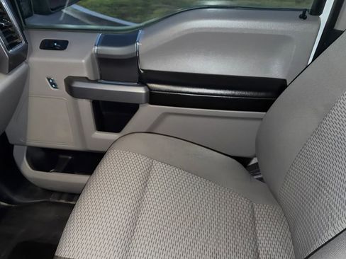 Used 2018 Ford F150 XLT w/ Equipment Group 302A Luxury image 22