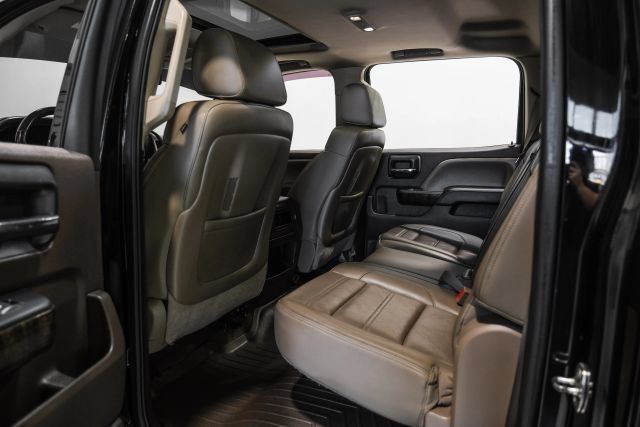 Used 2015 GMC Sierra 2500 Denali w/ Duramax Plus Package AWD/4WD image 37