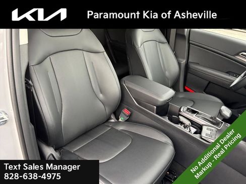 New 2026 Kia Sportage EX image 20