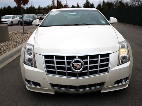 Used 2012 Cadillac CTS Premium image 2