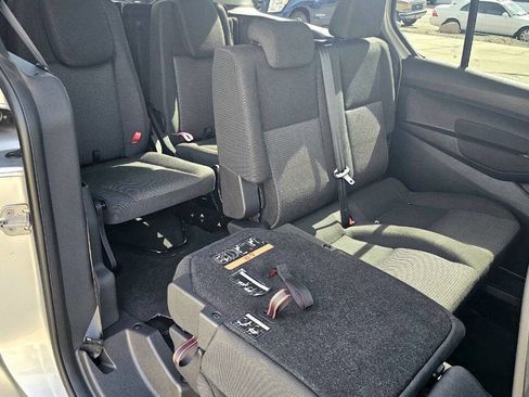 Used 2017 Ford Transit Connect XL image 15