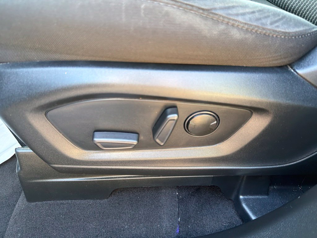 Used 2024 Ford Explorer XLT RWD image 14