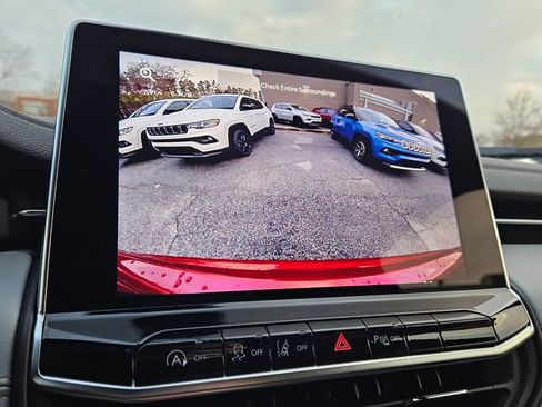 New 2026 Jeep Compass Limited image 11