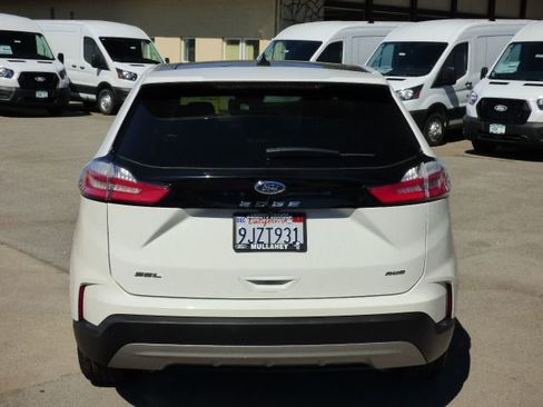 Used 2024 Ford Edge SEL w/ Convenience Package AWD/4WD image 4