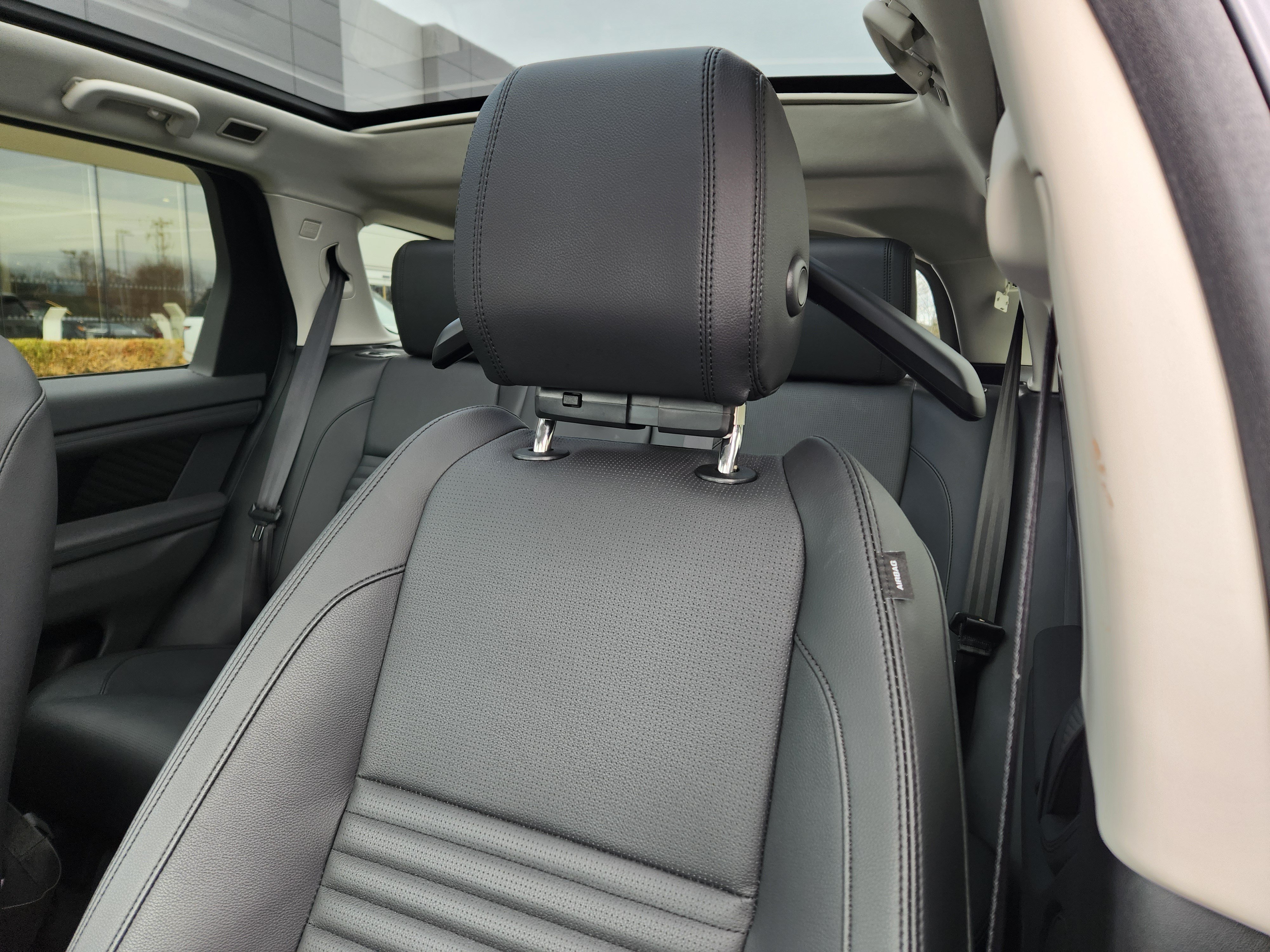 Certified 2025 Land Rover Discovery Sport S AWD/4WD image 11