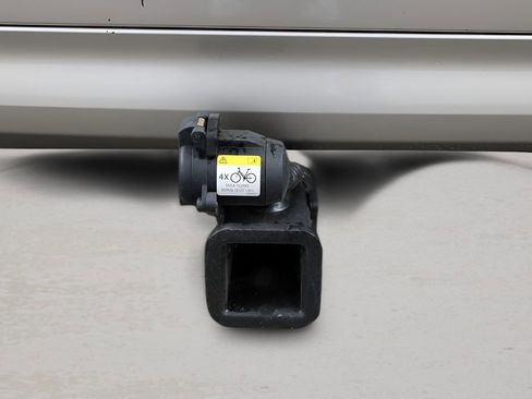 Used 2023 Volvo XC90 B5 Plus w/ Protection Package Premier image 31